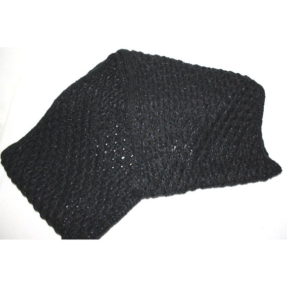 BCB Generation Infinity Scarf with Tucked Switch Loop Black - Picture 2 of 2